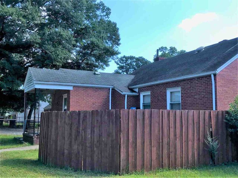 420 W Carver St, Durham, NC 27704