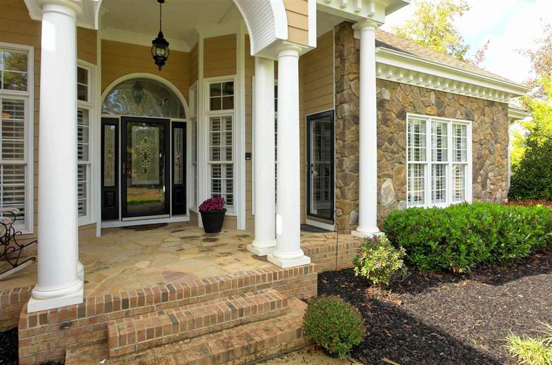 420 Charleston Dr, Clayton, NC 27527