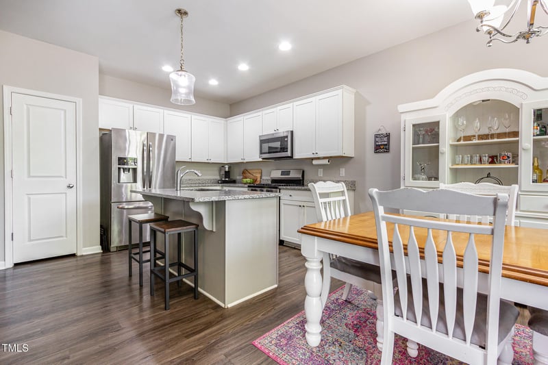 420 Cherry St, Fuquay Varina, NC 27526