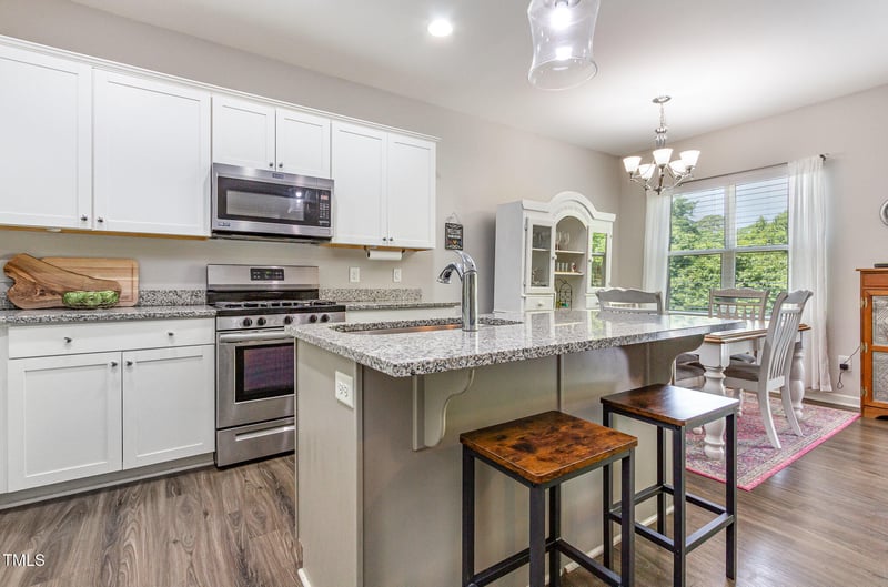 420 Cherry St, Fuquay Varina, NC 27526