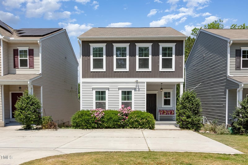 420 Cherry St, Fuquay Varina, NC 27526