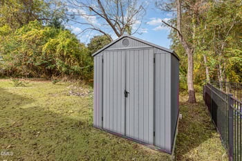 420 Cherry St, Fuquay Varina, NC 27526