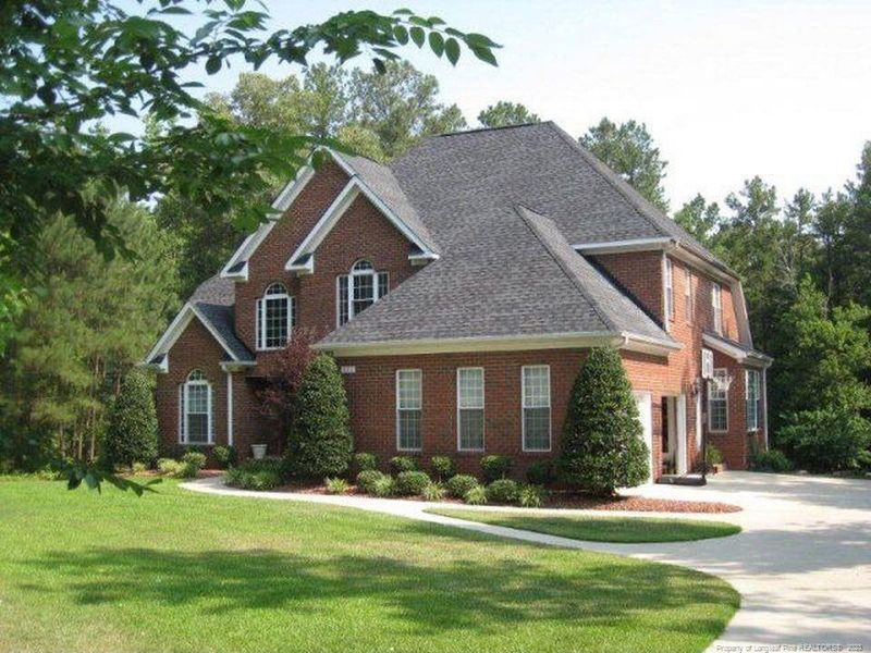 420 Cricket Hearth Rd, Sanford, NC 27330
