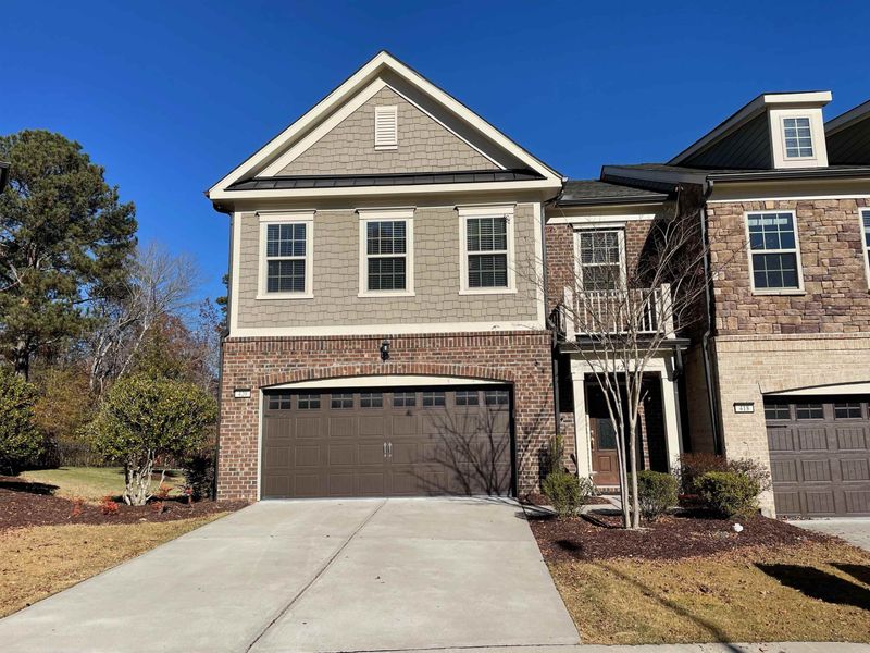 420 Daylin Dr, Cary, NC 27519