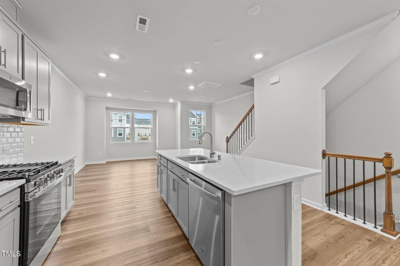 420 Deercroft Dr, Apex, NC 27539
