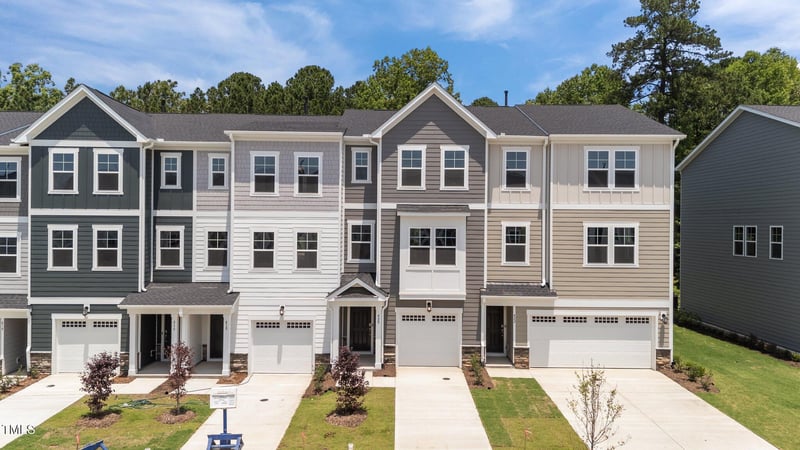 420 Deercroft Dr, Apex, NC 27539