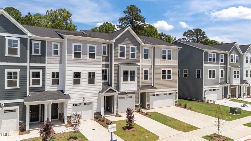 420 Deercroft Dr, Apex, NC 27539