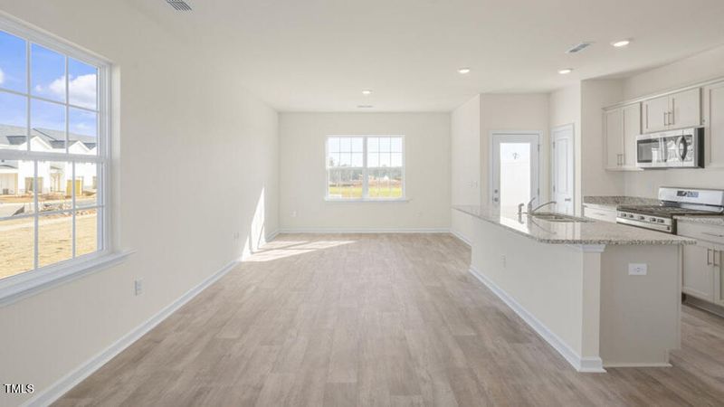 420 Ember St, Sanford, NC 27330