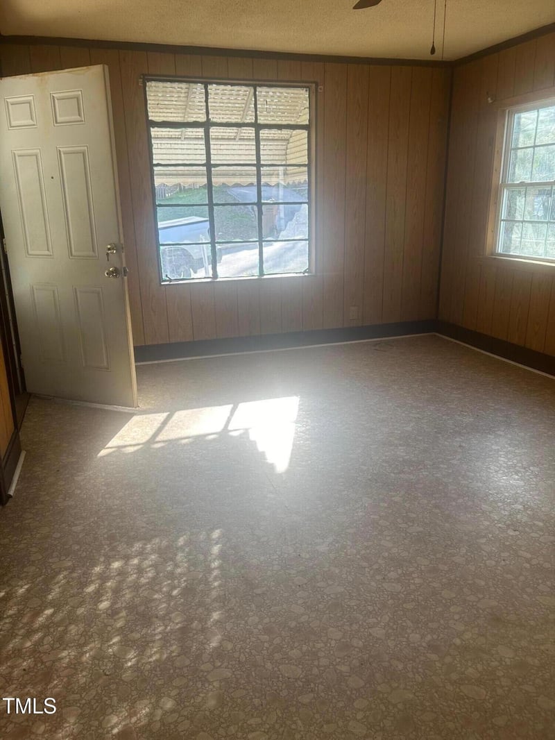 420 Hinton St, Clayton, NC 27520