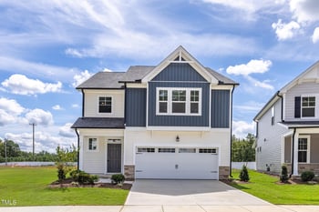 420 Longleaf Glen Ln, Zebulon, NC 27597