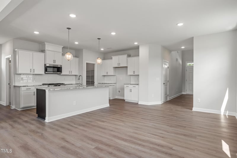 420 Longleaf Glen Ln, Zebulon, NC 27597