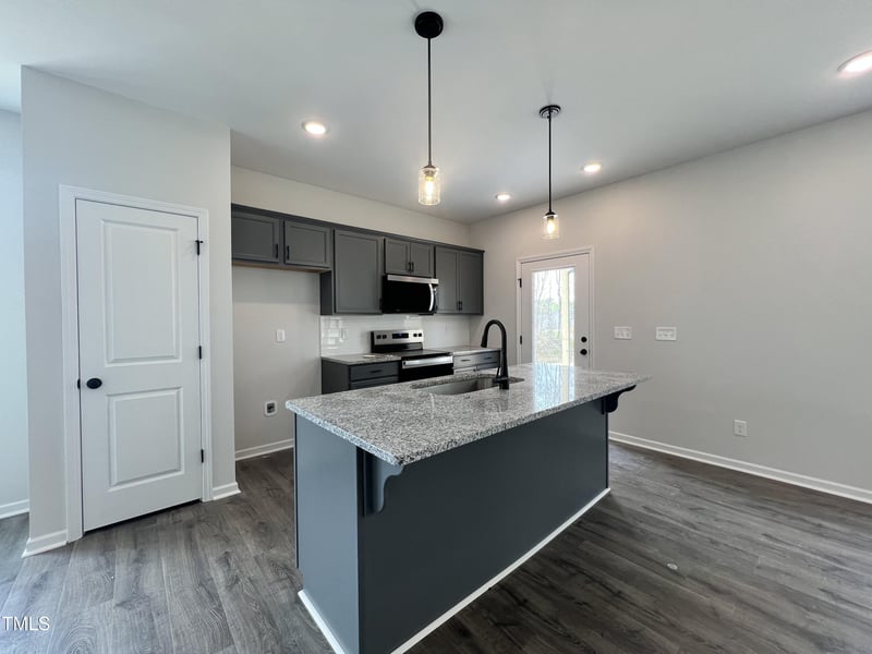 420 Maidenhair Pl, Clayton, NC 27520