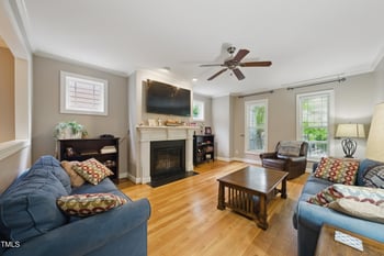 420 Marsh Landing Dr, Holly Springs, NC 27540