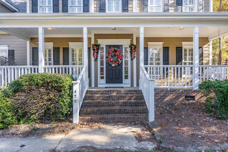 420 Neuse Ridge Dr, Clayton, NC 27527