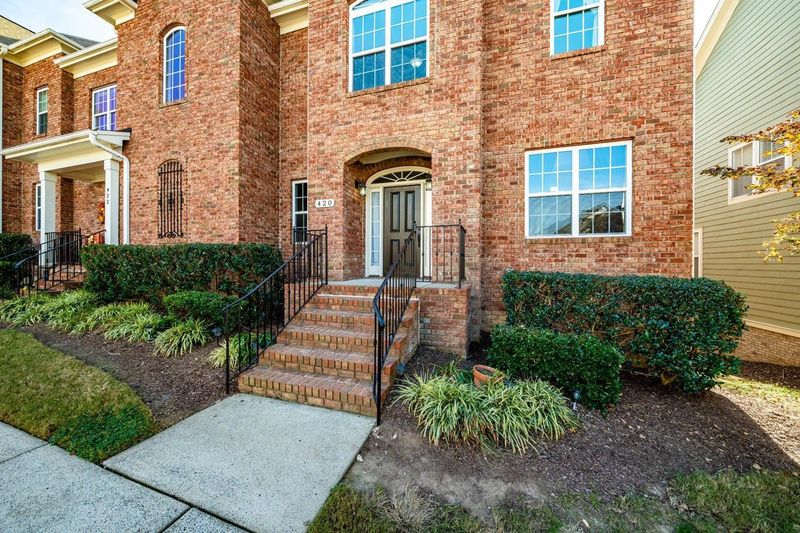 420 Oak Pine Dr, Apex, NC 27502