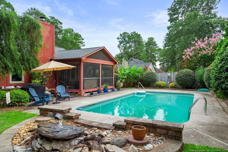 420 Oakgrove Dr, Fayetteville, NC 28314