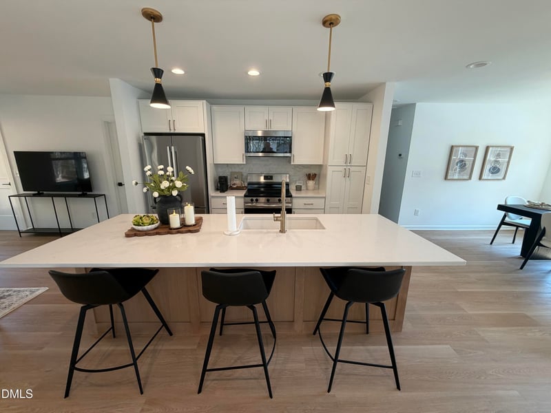 420 Peyton St, Raleigh, NC 27610