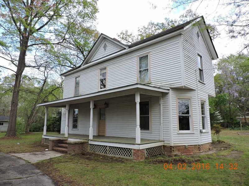 420 N Pine St, Wendell, NC 27591