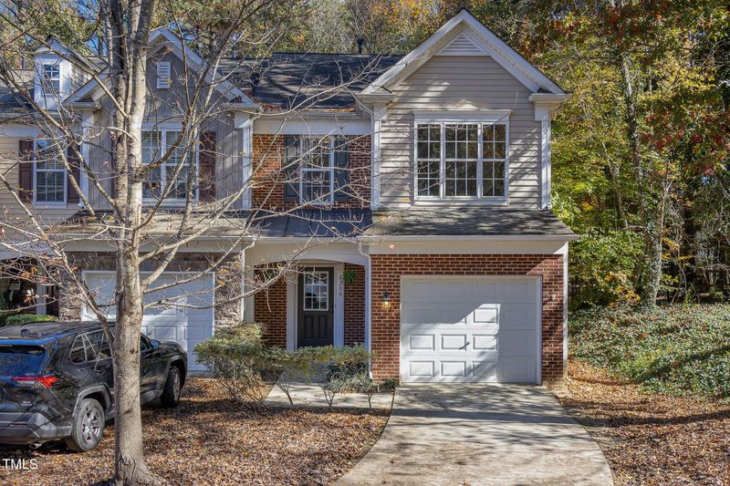 4200 Camden Woods Ct, Raleigh, NC 27612