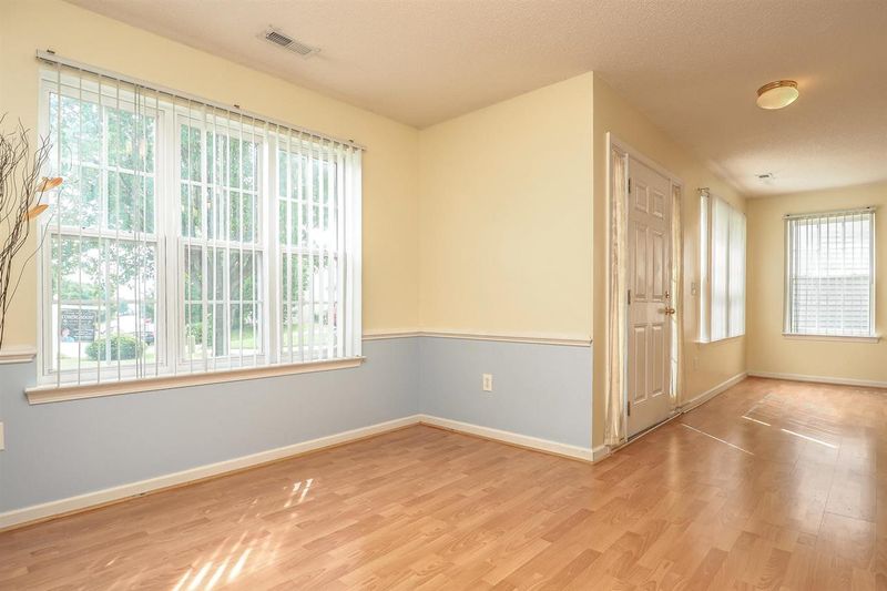 4200 Claybourne Dr, Raleigh, NC 27616