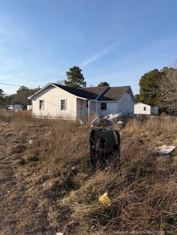 4201 Dudley Rd, Fayetteville, NC 28312