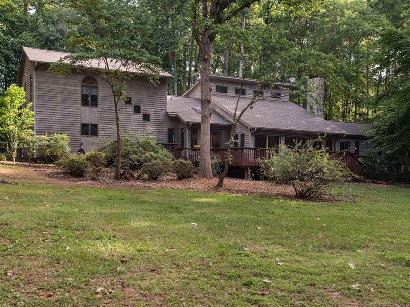 4201 White Level Rd, Mebane, NC 27302