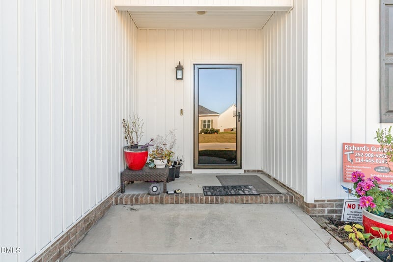 4202 Snapdragon Dr, Wilson, NC 27896