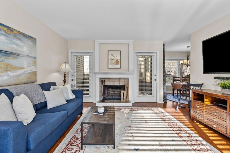 4203 Five Oaks Dr, Durham, NC 27707