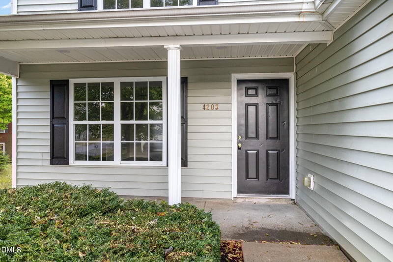 4203 Grandover Dr, Raleigh, NC 27610