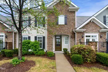 4203 Overcup Oak Ln, Cary, NC 27519