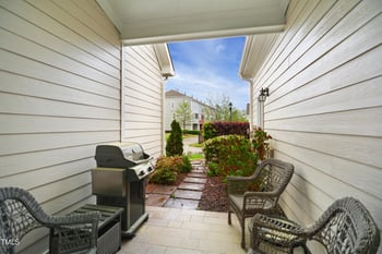 4203 Overcup Oak Ln, Cary, NC 27519
