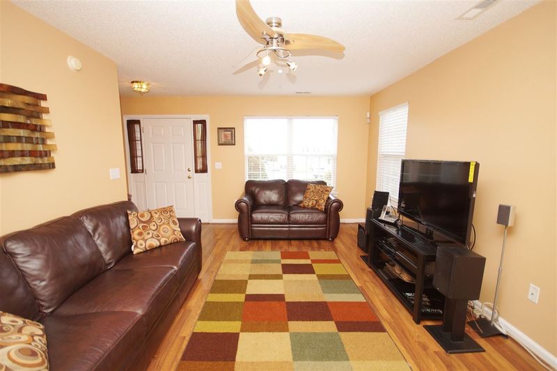 4204 Claybourne Dr, Raleigh, NC 27616
