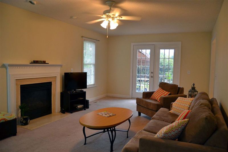 4204 Dinwiddie Ct, Raleigh, NC 27604
