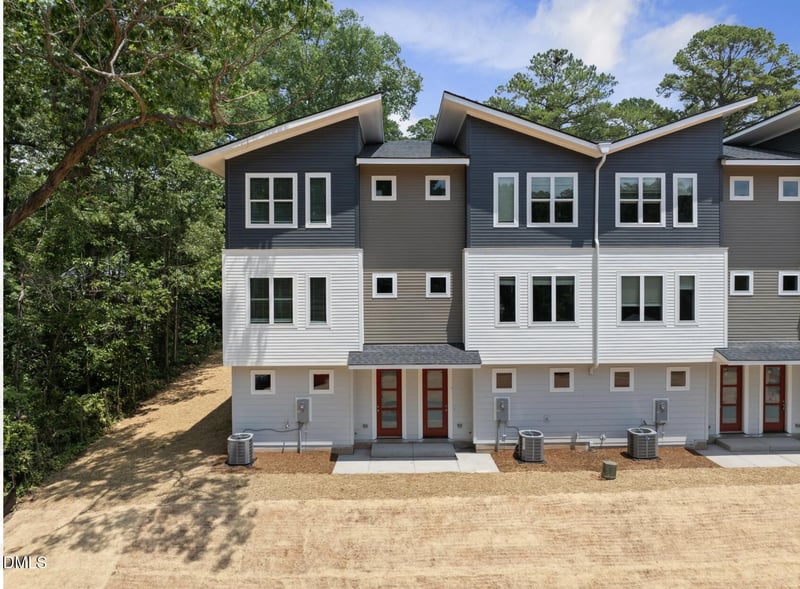 4204 Reavis Rd, Raleigh, NC 27606