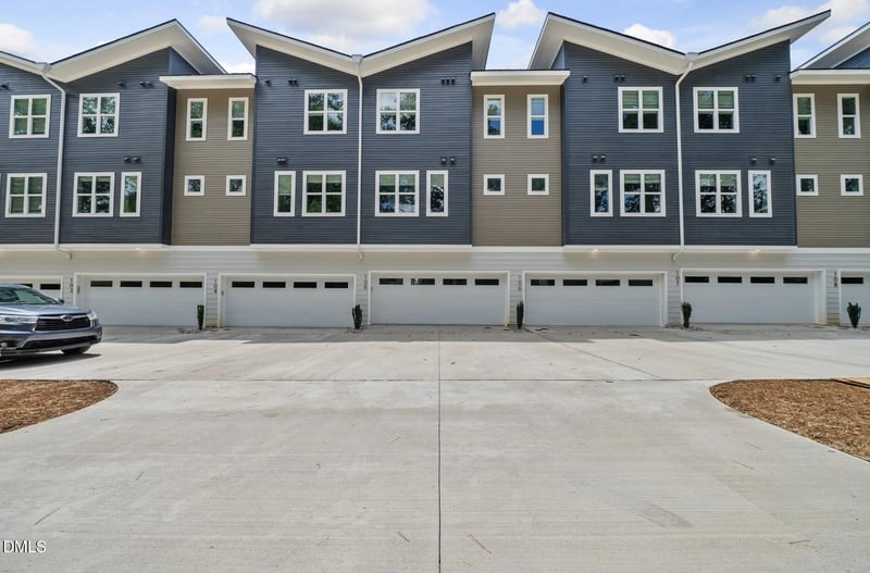 4204 Reavis Rd, Raleigh, NC 27606