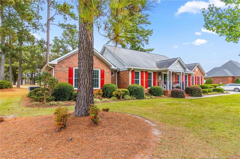 4205 Bent Grass Dr, Fayetteville, NC 28312