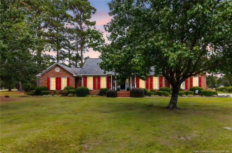 4205 Bent Grass Dr, Fayetteville, NC 28312