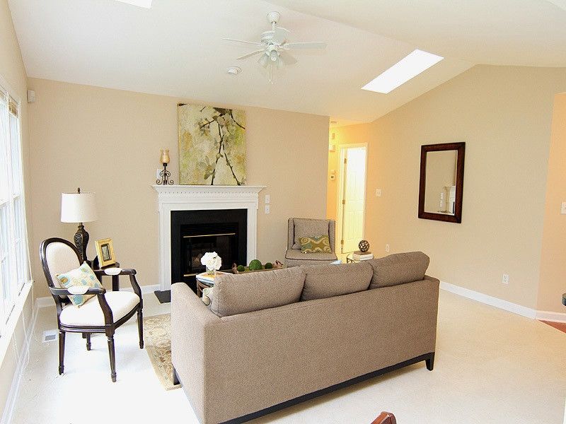 4205 Buchanan Dr, Durham, NC 27707