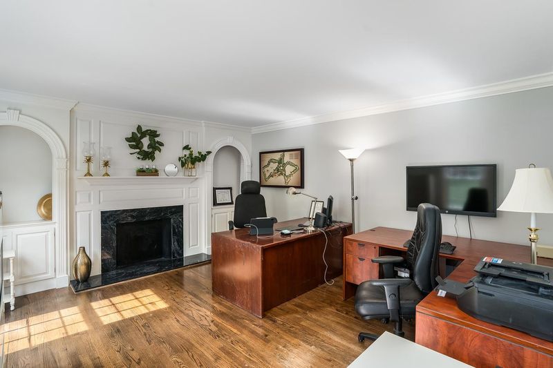 4205 Frost Ct, Raleigh, NC 27609
