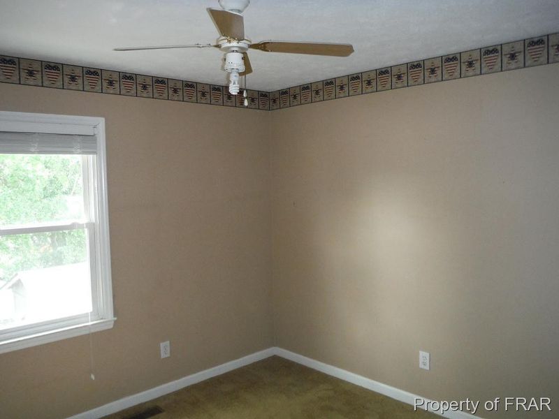 4205 Haskell Dr, Hope Mills, NC 28348