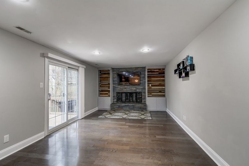4205 Livingstone Pl, Durham, NC 27707