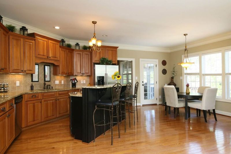 4205 Oakthorne Way, Raleigh, NC 27613