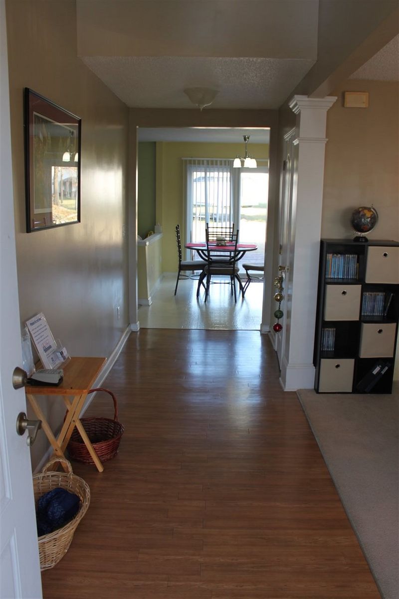 4205 Viewmont Dr, Raleigh, NC 27610
