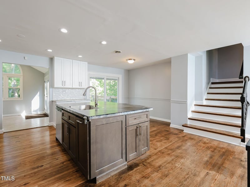 4205 Woodlawn Dr, Raleigh, NC 27616
