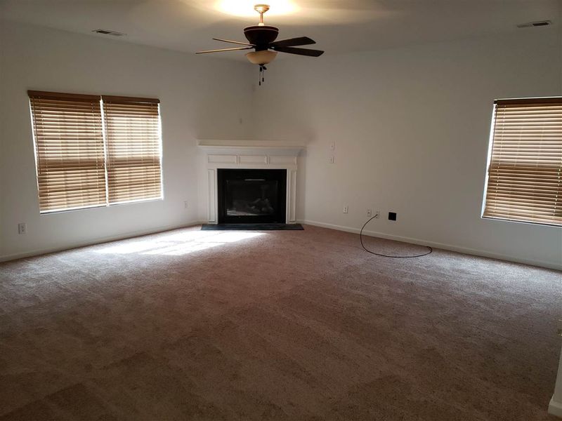 4206 Hampstead Village Dr, Durham, NC 27703