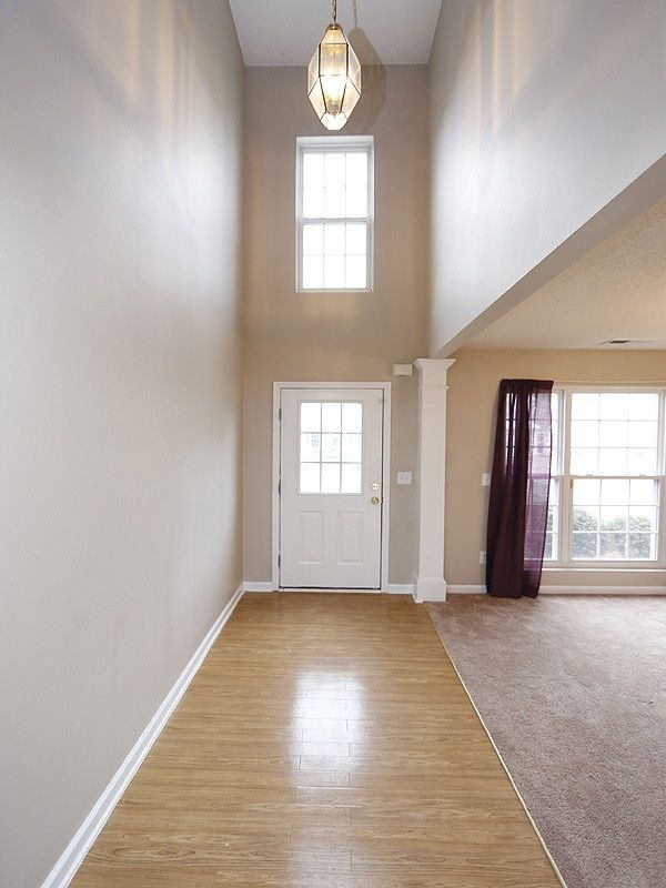 4208 Crowfield Dr, Raleigh, NC 27610