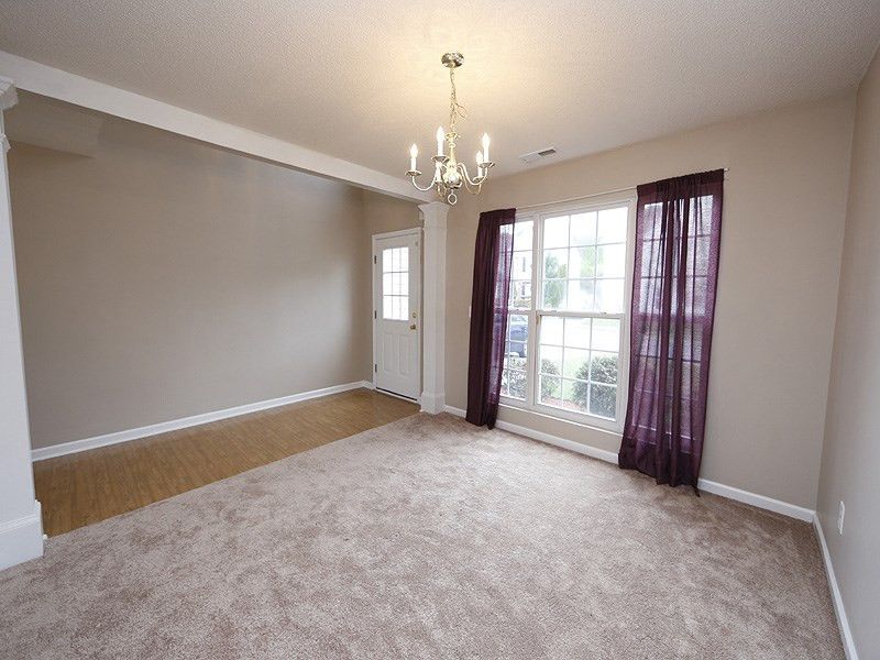 4208 Crowfield Dr, Raleigh, NC 27610