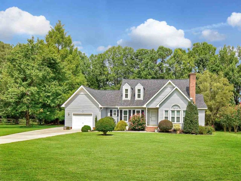 4208 New Brighton Dr, Apex, NC 27539
