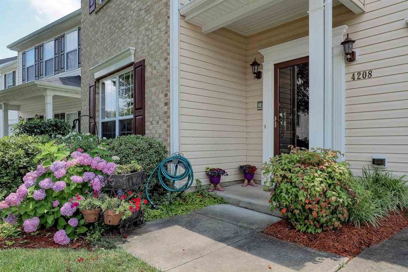 4208 Snowcrest Ln, Raleigh, NC 27616