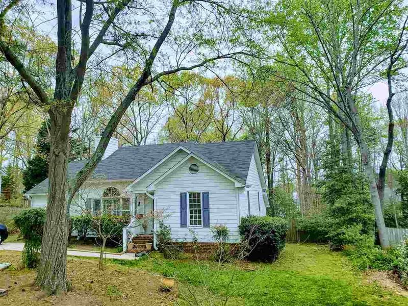 4209 Cashew Dr, Raleigh, NC 27616